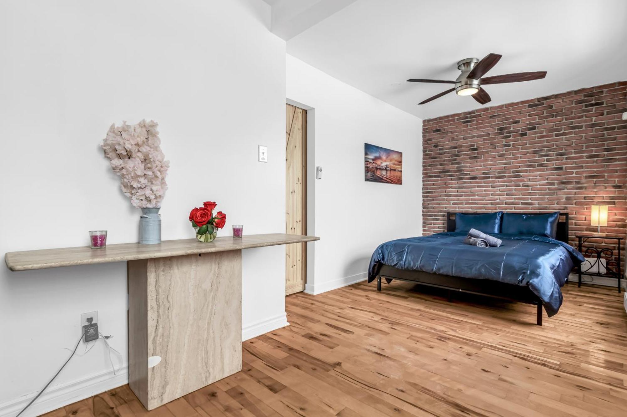 Beautiful 3-Bedrooms In Heart Of Plateau Mont-Royal Montréal Exteriör bild